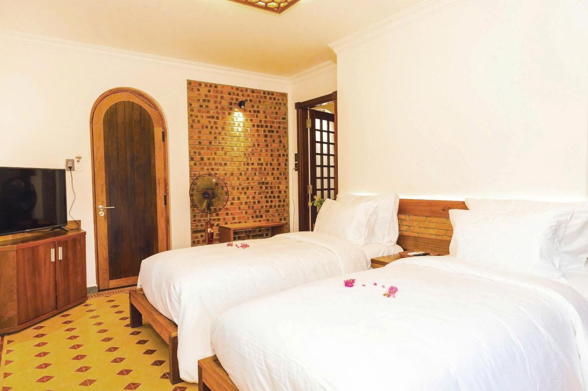 Gahi Homestay Hue Exterior photo
